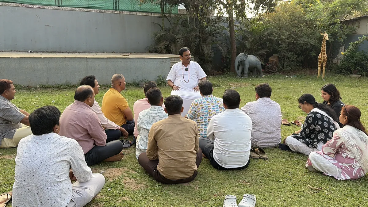 प्रत्यक्ष कार्यशाळेतील मार्गदर्शित शैक्षणिक सराव